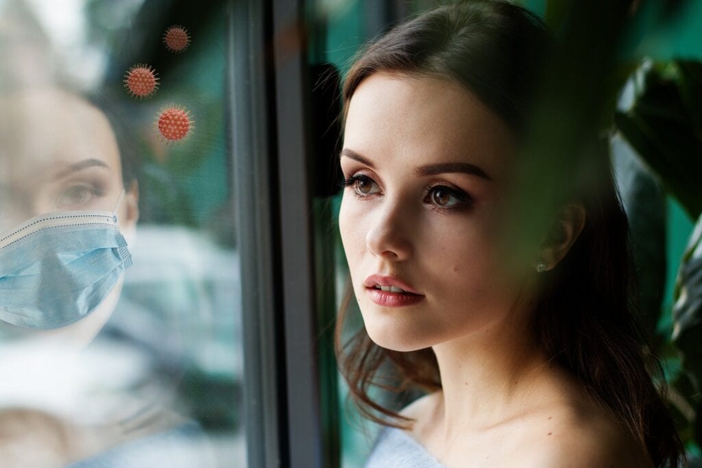 LQ_woman-5051835_1920