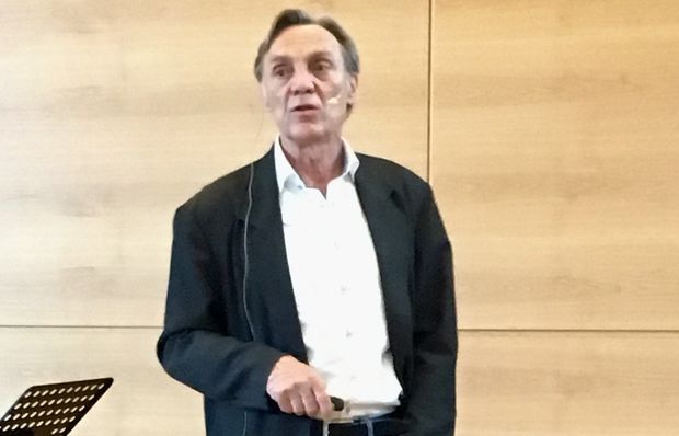 MBSR-Ausbilder Gerd Metz