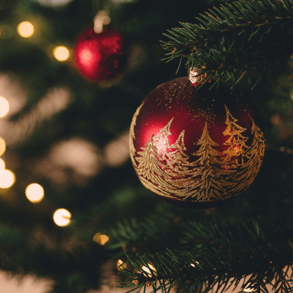 Rotgoldene Weihnachtsbaumkugel