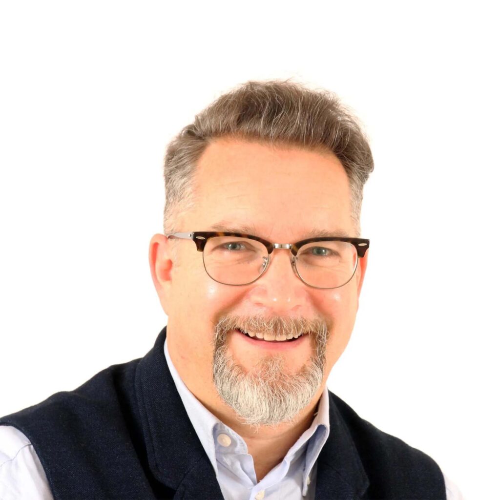 Leitender Kreativtherapeut in der Rosengartenklinik Heiligenfeld.