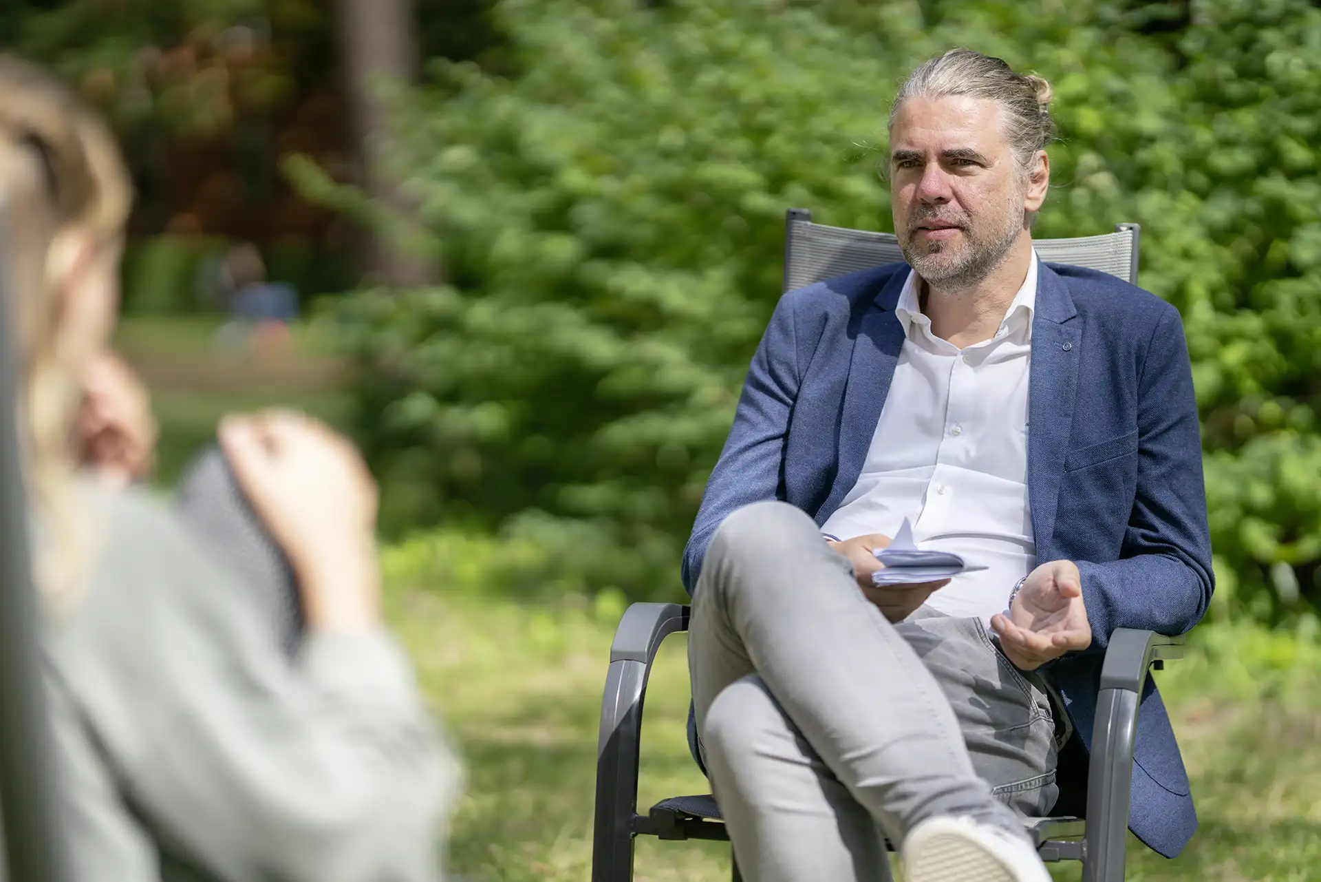 Podcast: Was erwartet mich in der Heiligenfeld Klinik Berlin – Gespräch mit Chefarzt Sven Steffes-Holländer
