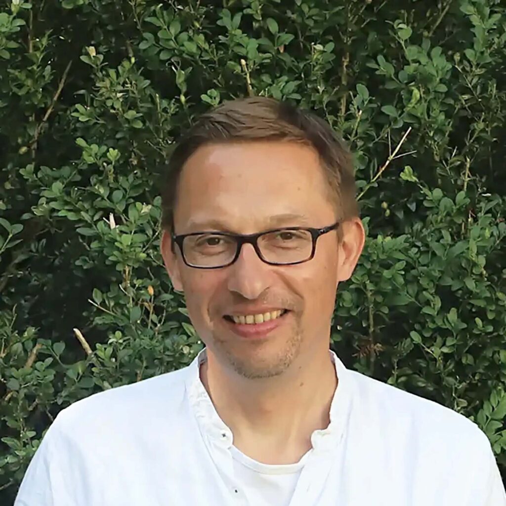 Leitender Kreativtherapeut in der Heiligenfeld Klinik Bad Wörishofen.