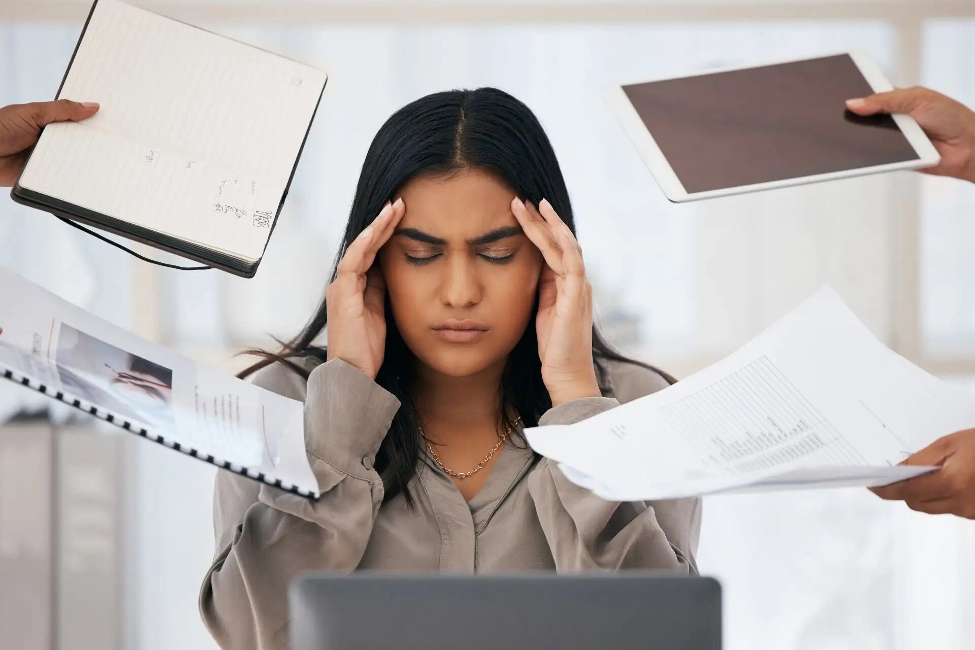Die 12 Burnout-Phasen: Ein Einblick in die seelische Erschöpfung